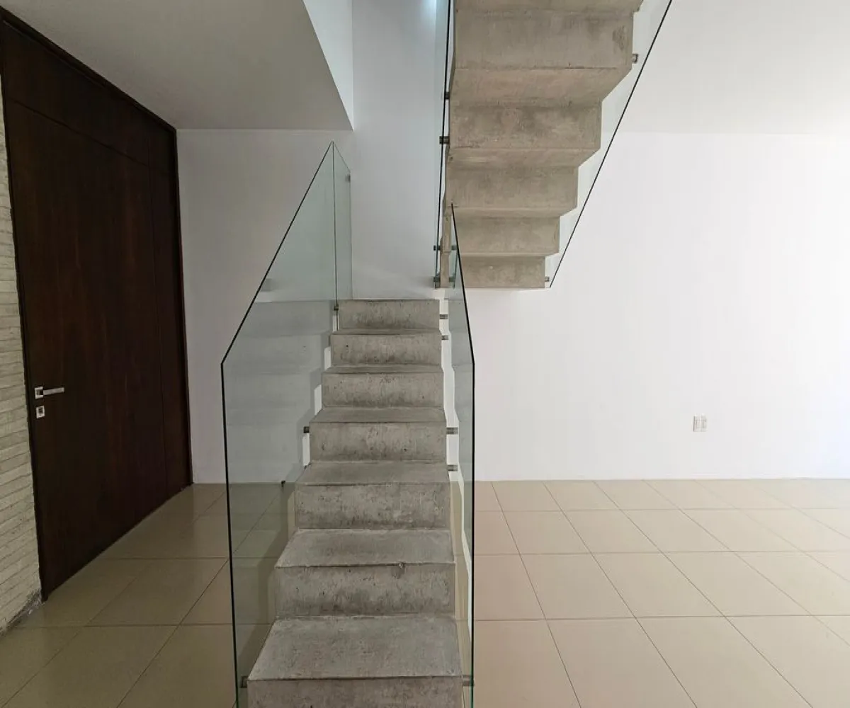 Casa En Venta,Jocotán,Calle Acero 225, Zapopan, Jalisco 45017, 3 Habitaciones,4 Baños,Calle Acero,3,pEqNxd2