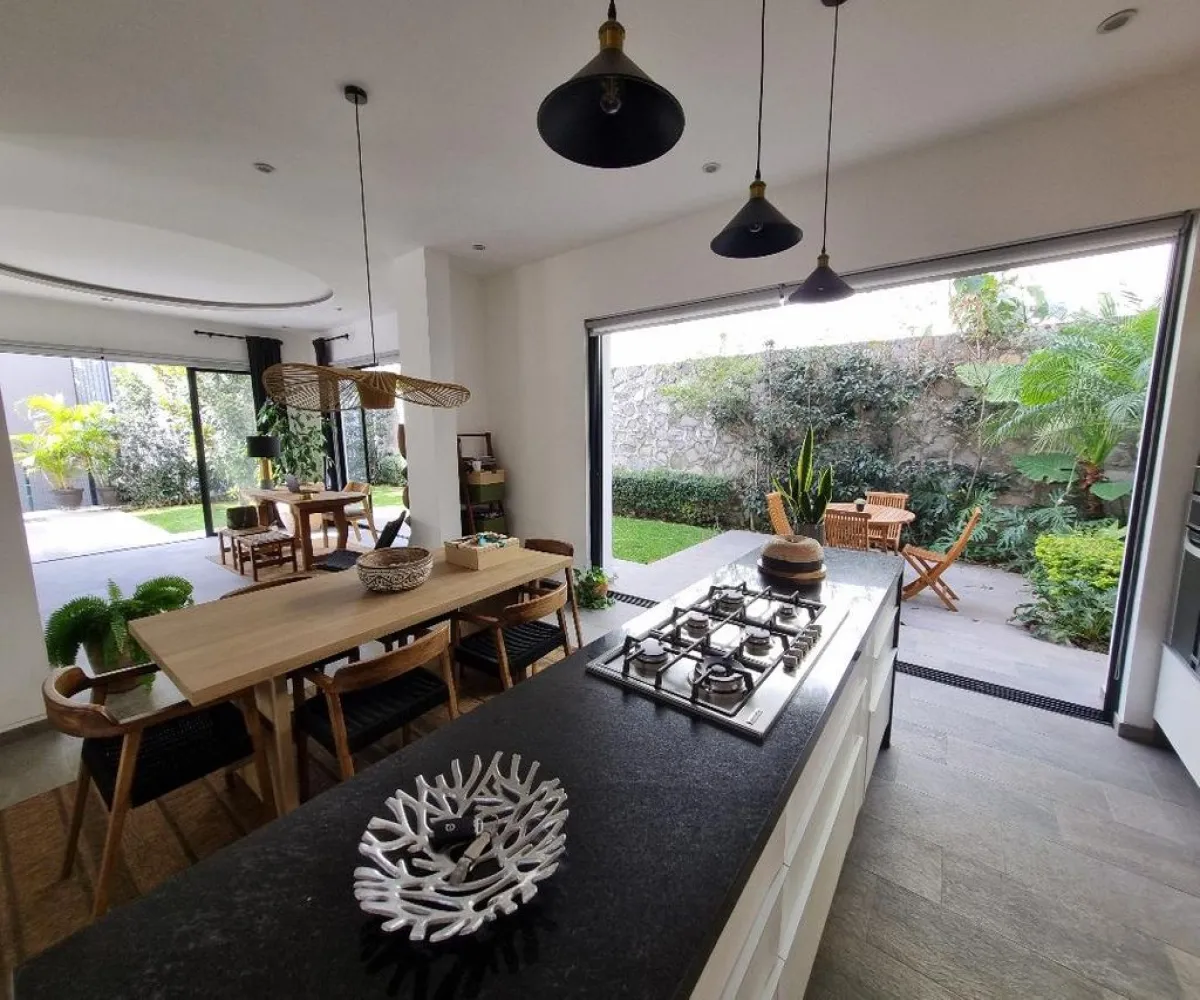 Casa En Venta,LAS CAÑADAS,Bosque de Zapopan 170 92, Zapopan, Jalisco 45133, 3 Habitaciones,3 Baños,Bosque de Zapopan,3,pVutKUO