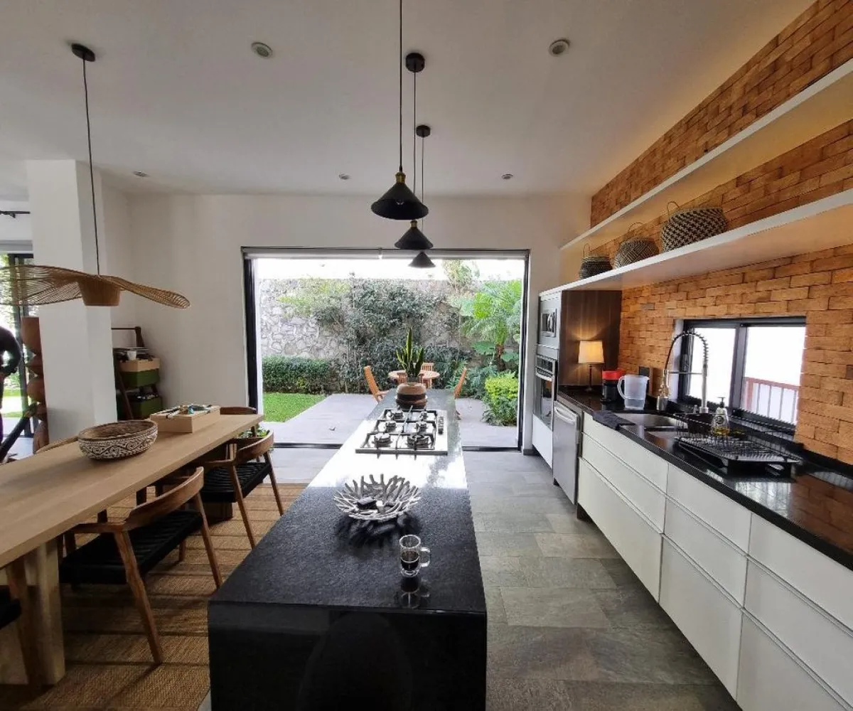 Casa En Venta,LAS CAÑADAS,Bosque de Zapopan 170 92, Zapopan, Jalisco 45133, 3 Habitaciones,3 Baños,Bosque de Zapopan,3,pVutKUO