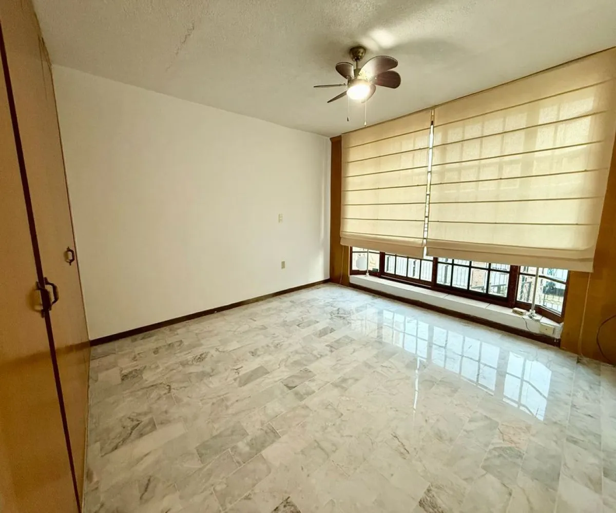 Casa En Venta,Jardines de Guadalupe,Ganaderos S/N, Zapopan, Jalisco 45030, 4 Habitaciones,3 Baños,Ganaderos,2,pc9oUdq