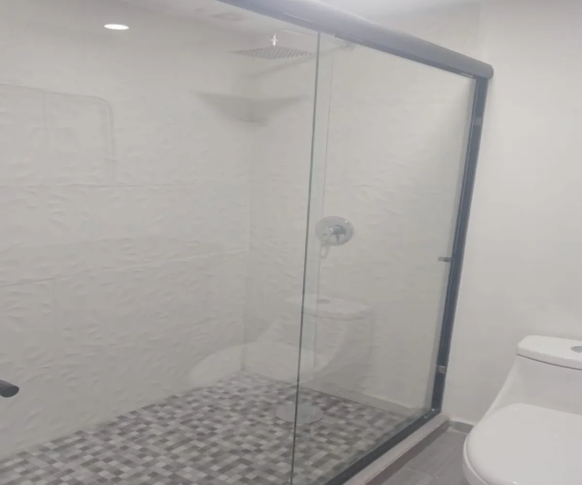 Departamento En Venta,Zona Centro,Puebla 82, Guadalajara, Jalisco 44100, 1 Cuarto,1 Baño,Puebla,1,pJS3Kas
