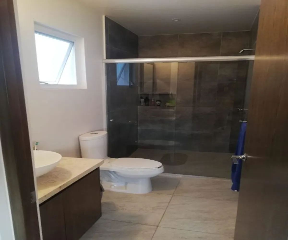 Casa En Renta,real de juriquilla,Privada Cascada de Palmas 1, Querétaro, Querétaro 76230, 3 Habitaciones,3 Baños,Privada Cascada de Palmas,3,pEWIl19