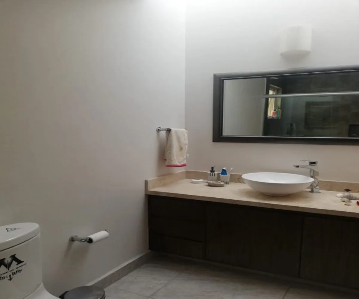 Casa En Renta,real de juriquilla,Privada Cascada de Palmas 1, Querétaro, Querétaro 76230, 3 Habitaciones,3 Baños,Privada Cascada de Palmas,3,pEWIl19