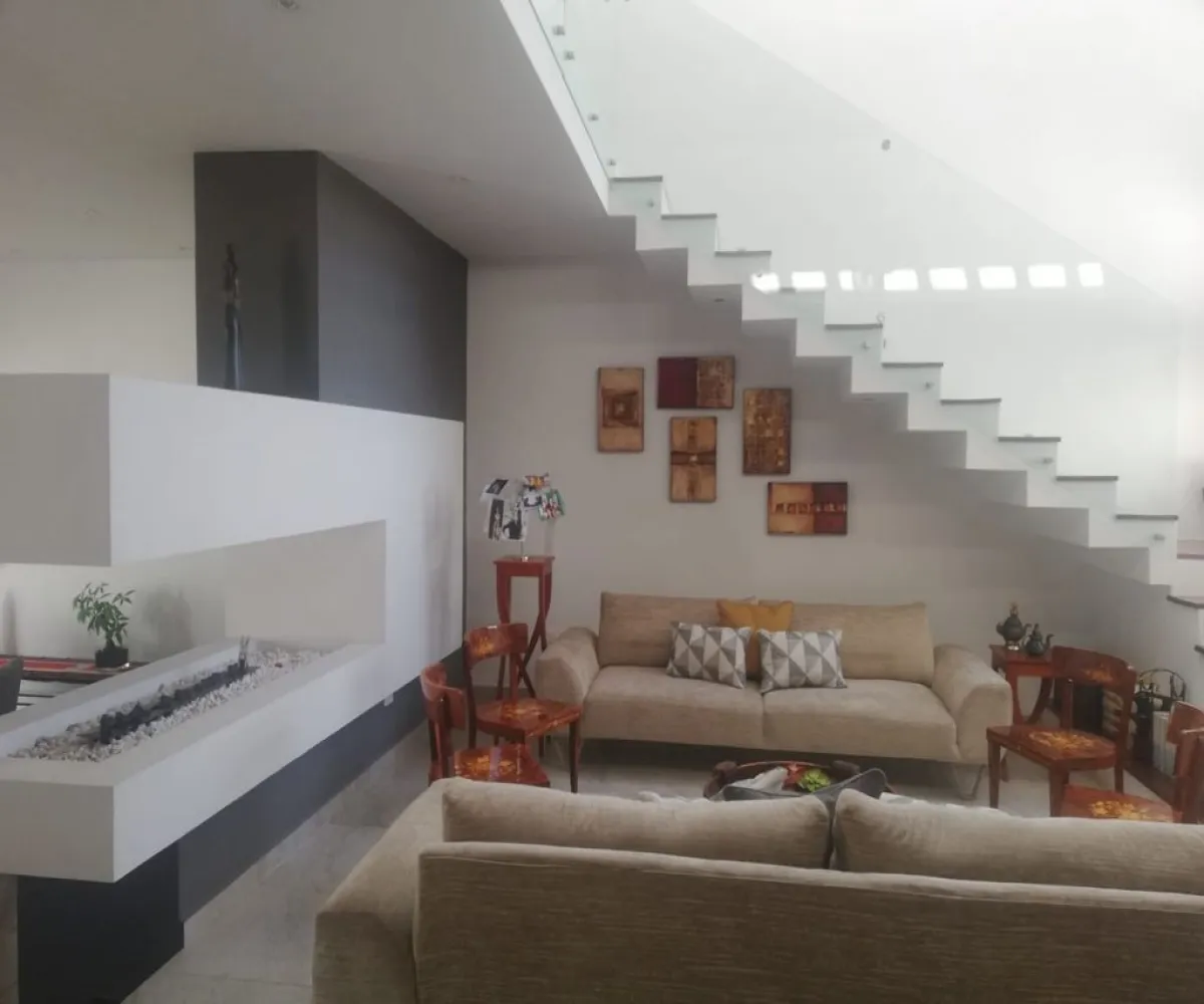Casa En Renta,real de juriquilla,Privada Cascada de Palmas 1, Querétaro, Querétaro 76230, 3 Habitaciones,3 Baños,Privada Cascada de Palmas,3,pEWIl19