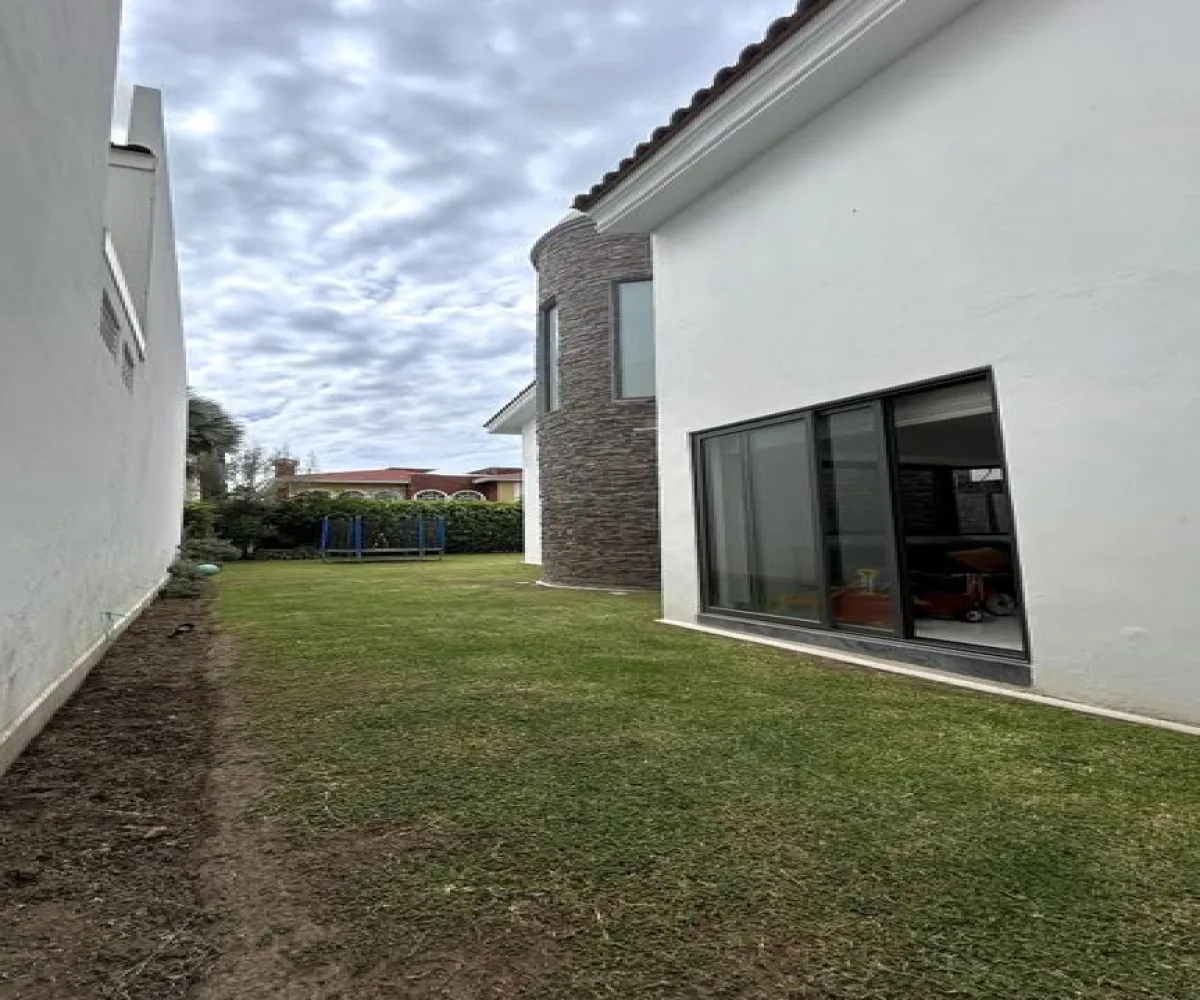 Casa En Venta,Bugambilias,Azaleas 528 M H Int 2, Zapopan, Jalisco 45239, 4 Habitaciones,3 Baños,Azaleas,1,pl5Nzhx