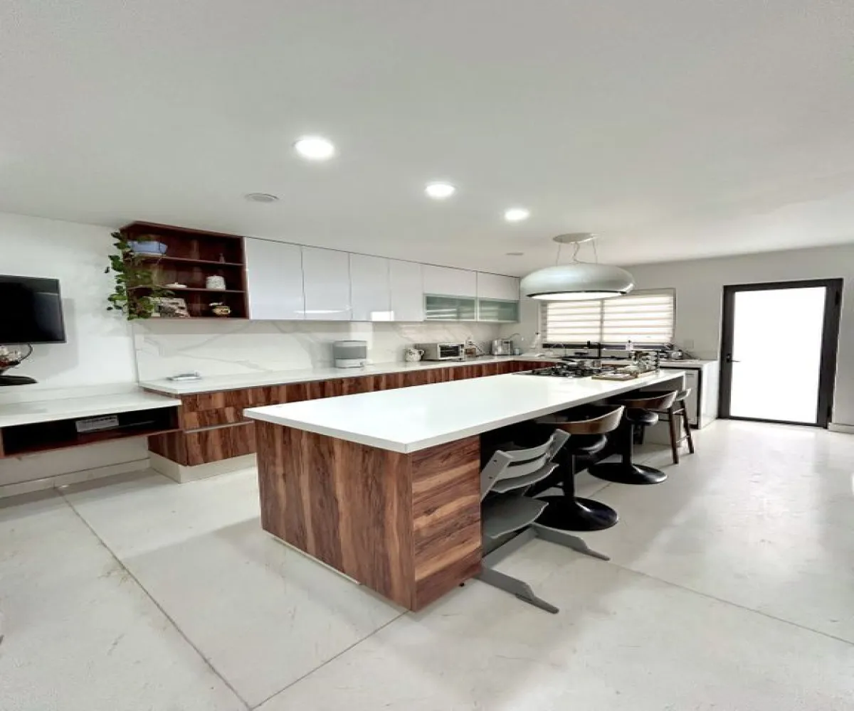 Casa En Venta,Bugambilias,Azaleas 528 M H Int 2, Zapopan, Jalisco 45239, 4 Habitaciones,3 Baños,Azaleas,1,pl5Nzhx