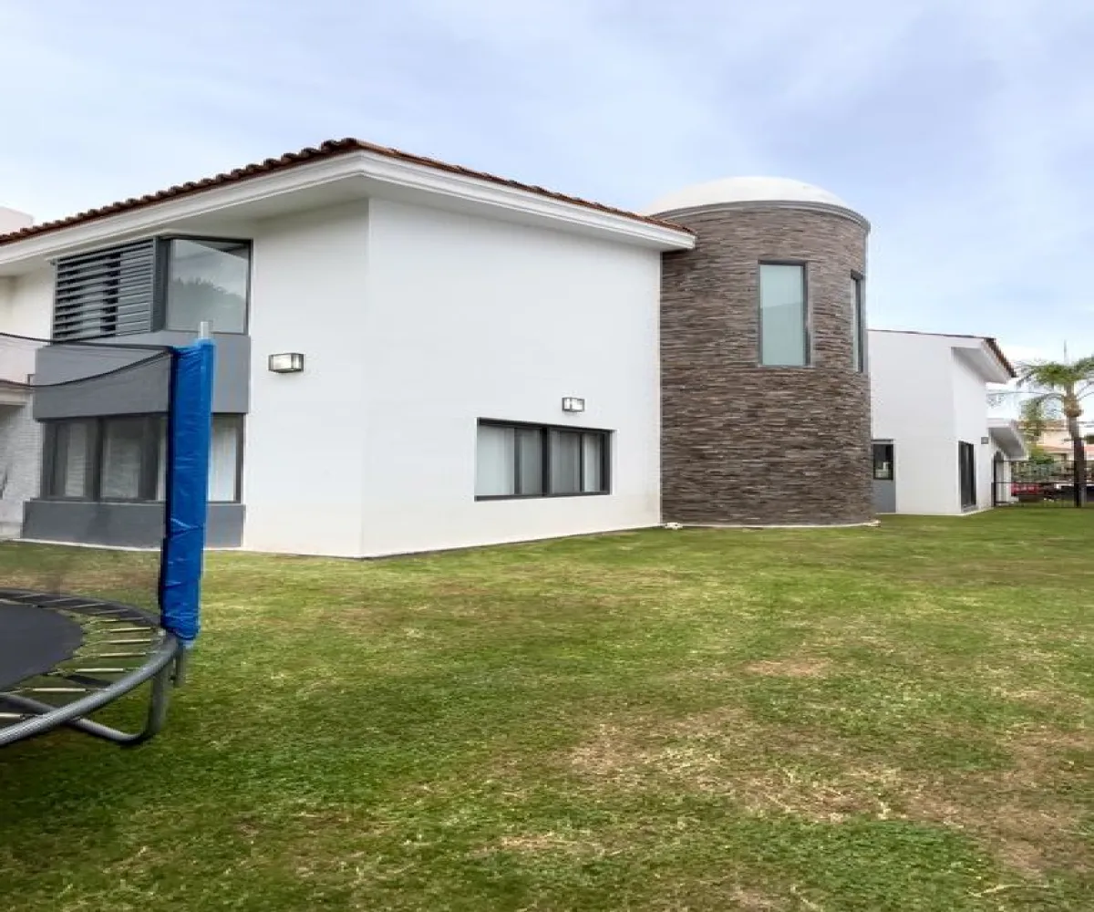 Casa En Venta,Bugambilias,Azaleas 528 M H Int 2, Zapopan, Jalisco 45239, 4 Habitaciones,3 Baños,Azaleas,1,pl5Nzhx