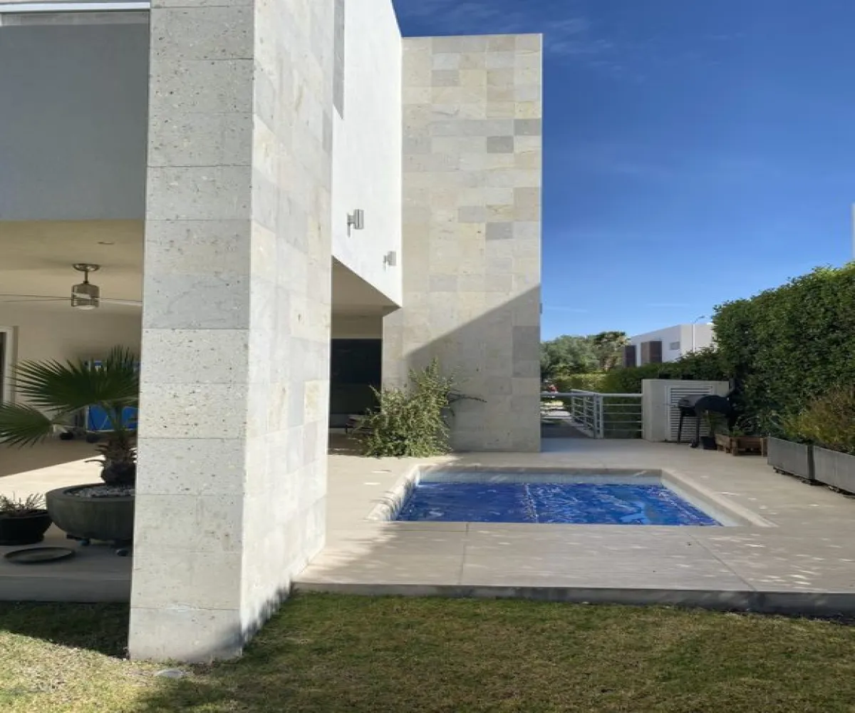 Casa En Venta,La Campana,Paseo del Mesón 7, Querétaro, Querétaro 76100, 4 Habitaciones,4 Baños,Paseo del Mesón,2,pA7v9md