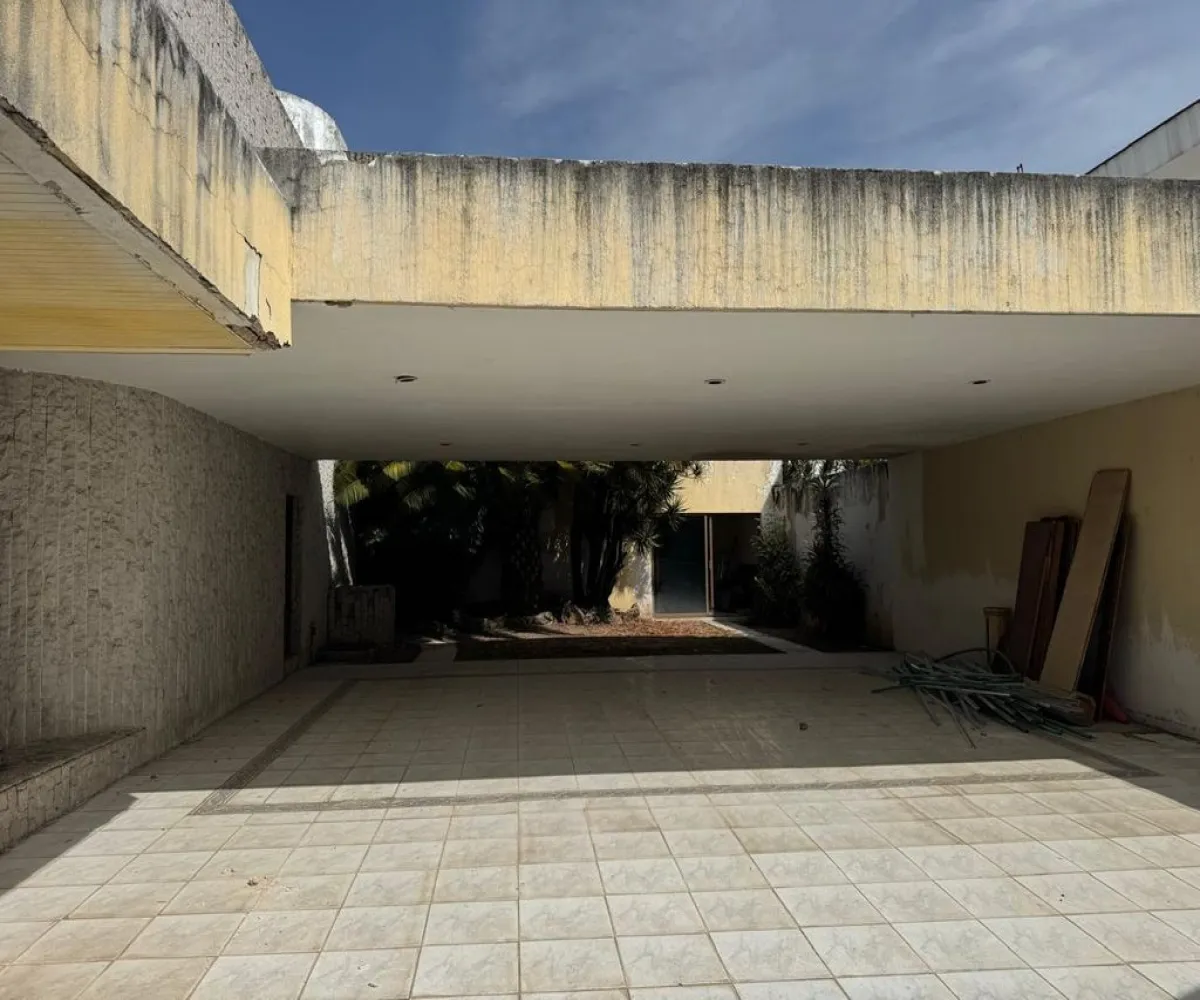 Casa En Venta,Chapalita Sur,Nayar 222, Zapopan, Jalisco 45040, 7 Habitaciones,7 Baños,Nayar,2,pNaRHsZ
