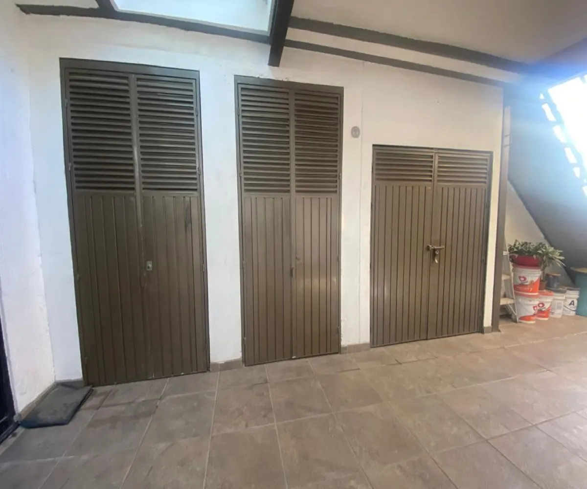 Casa En Venta,Jardines Plaza del Sol,Francisco Seles 1285, Guadalajara, Jalisco 44510, 3 Habitaciones,3 Baños,Francisco Seles,2,pdS5GVV