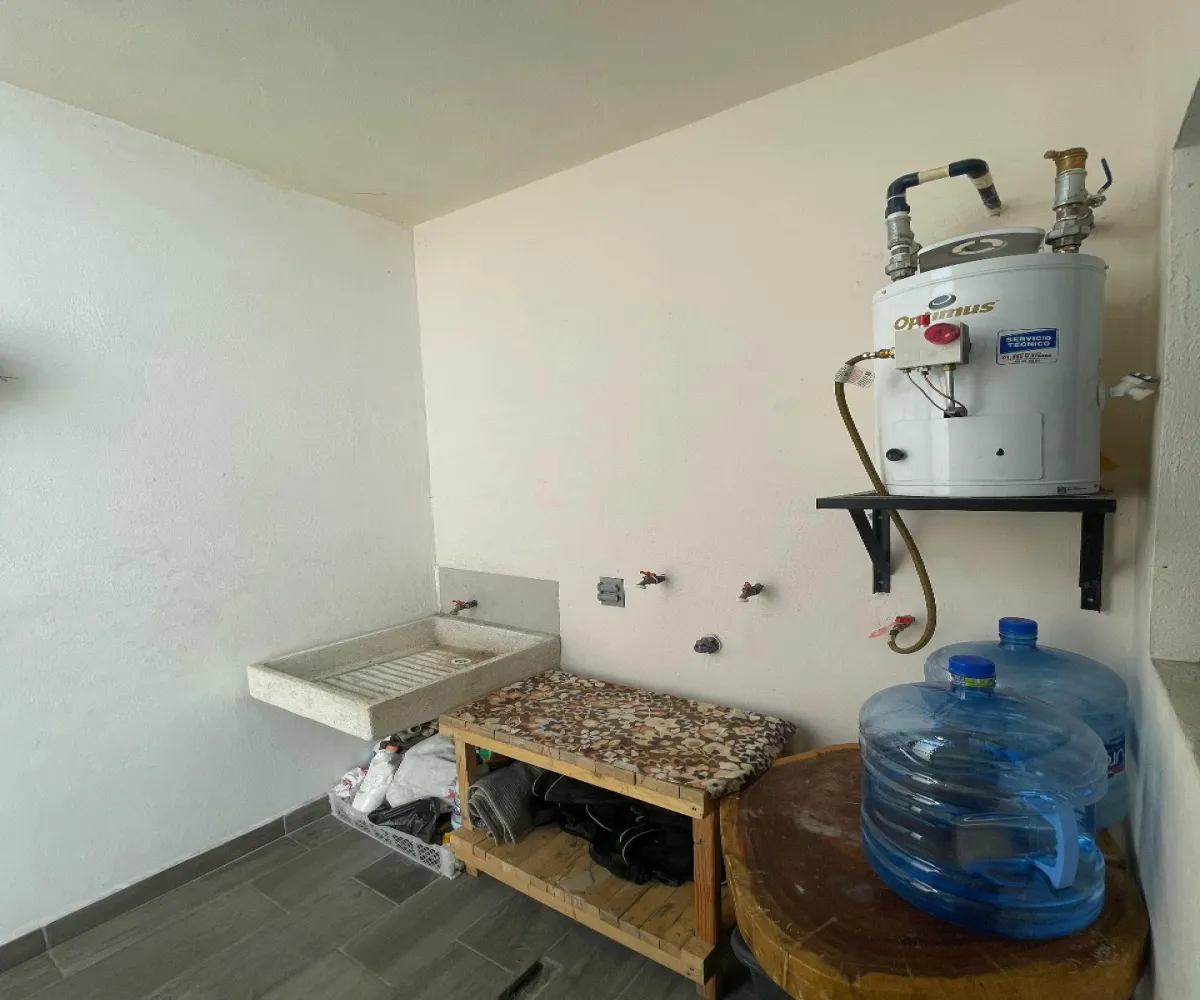 Casa En Venta,San José del Valle,Av. Adolf B. Horn 2992 2613, Tlajomulco de Zúñiga, Jalisco 45654, 3 Habitaciones,3 Baños,Puerta de Piedra Residencial,Av. Adolf B. Horn ,2,723188