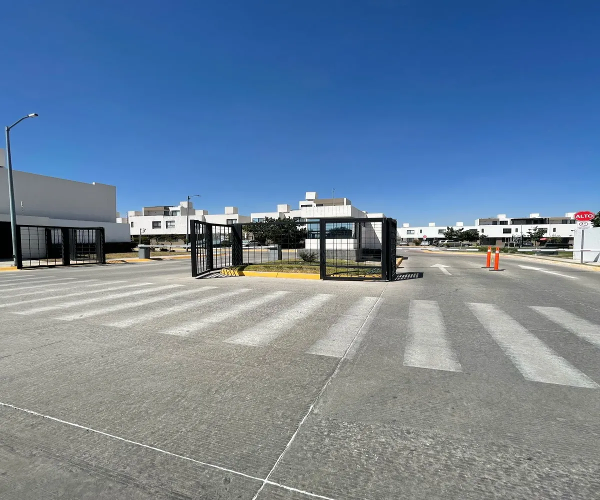 Casa En Venta,San José del Valle,Av. Adolf B. Horn 2992 2613, Tlajomulco de Zúñiga, Jalisco 45654, 3 Habitaciones,3 Baños,Puerta de Piedra Residencial,Av. Adolf B. Horn ,2,723188