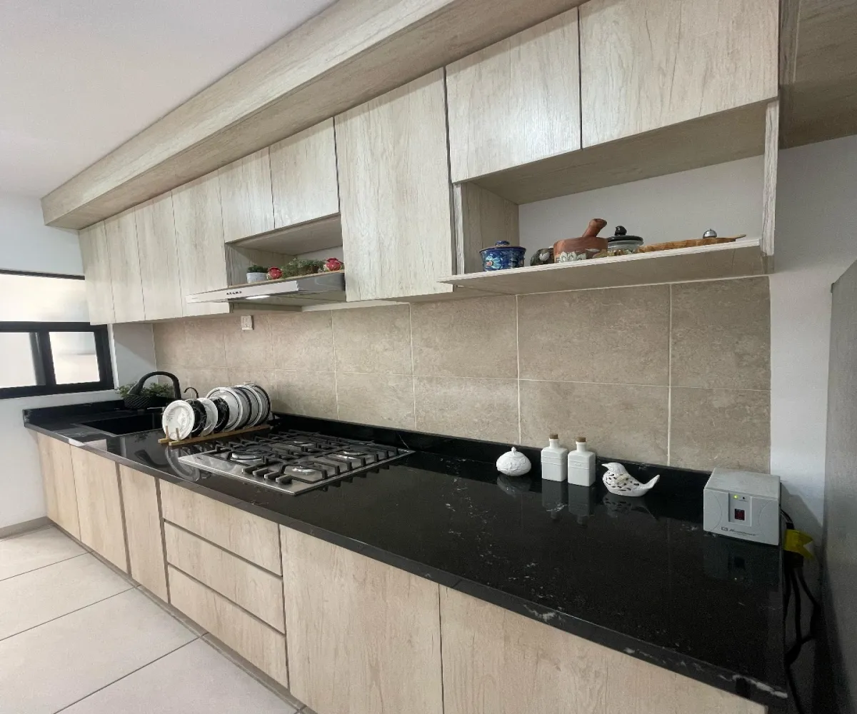 Casa En Venta,San José del Valle,Av. Adolf B. Horn 2992 2613, Tlajomulco de Zúñiga, Jalisco 45654, 3 Habitaciones,3 Baños,Puerta de Piedra Residencial,Av. Adolf B. Horn ,2,723188