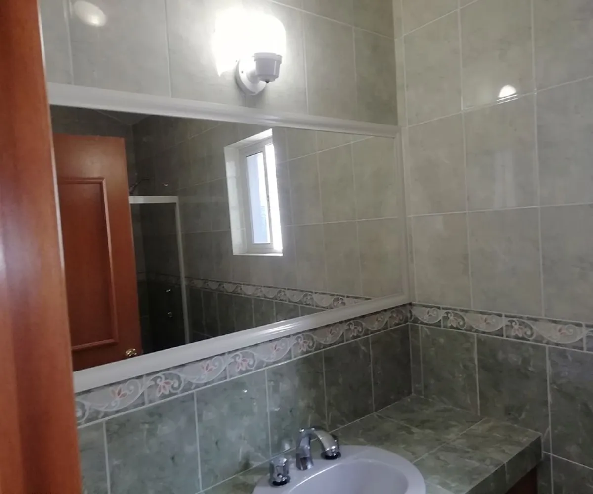 Casa En Venta,Jardín Real,Jardín de Las Victorias Poniente 2 Palacio 59, Zapopan, Jalisco 45136, 3 Habitaciones,2 Baños,Jardín de Las Victorias Poniente ,2,pE74Xtz