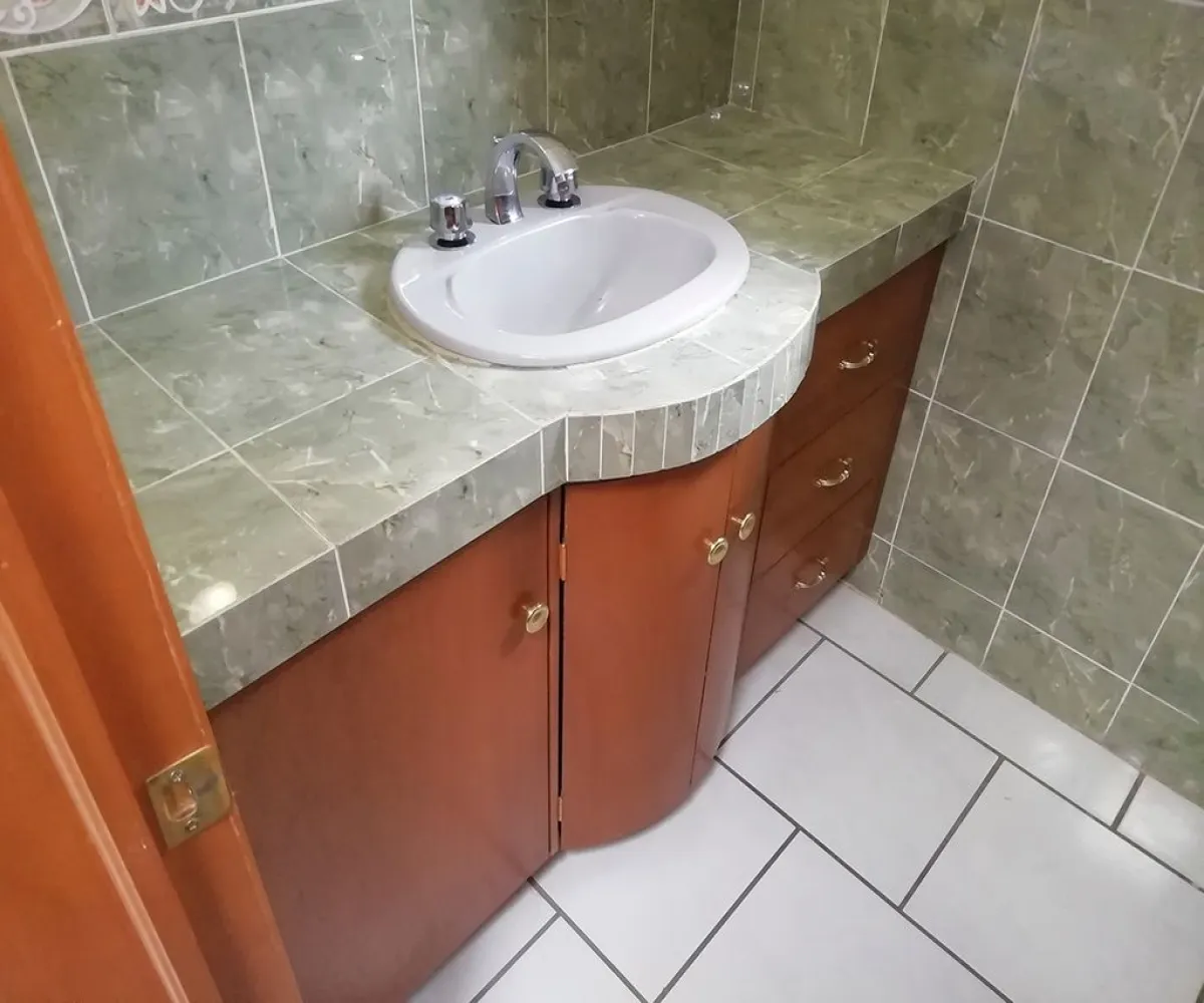 Casa En Venta,Jardín Real,Jardín de Las Victorias Poniente 2 Palacio 59, Zapopan, Jalisco 45136, 3 Habitaciones,2 Baños,Jardín de Las Victorias Poniente ,2,pE74Xtz