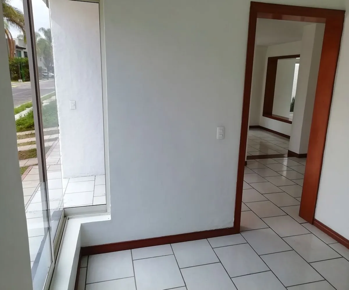 Casa En Venta,Jardín Real,Jardín de Las Victorias Poniente 2 Palacio 59, Zapopan, Jalisco 45136, 3 Habitaciones,2 Baños,Jardín de Las Victorias Poniente ,2,pE74Xtz