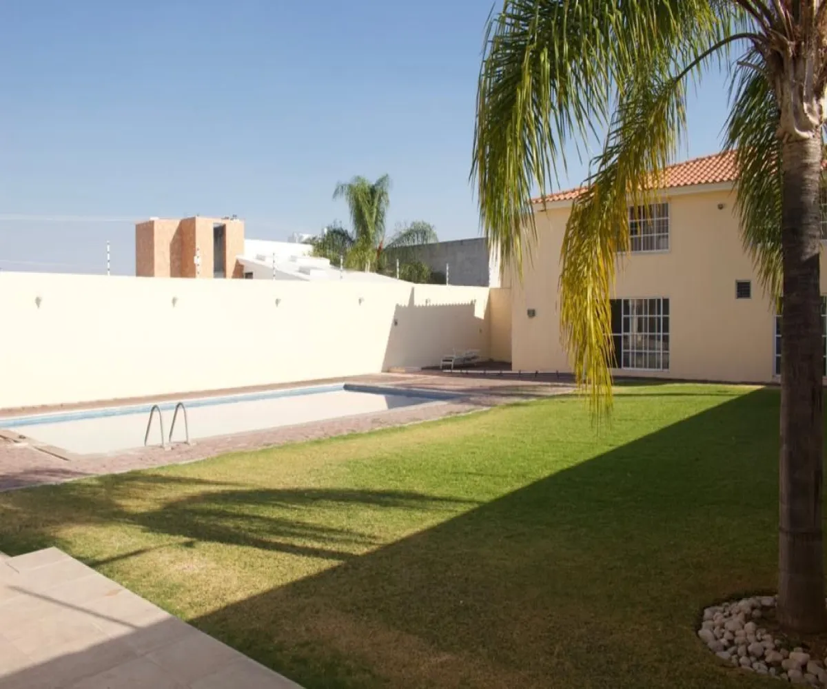 Casa En Venta,Villas De Irapuato,Paseo de la Aurora 527, Irapuato, Guanajuato 36670, 3 Habitaciones,3 Baños,Paseo de la Aurora,2,pn2KQOK