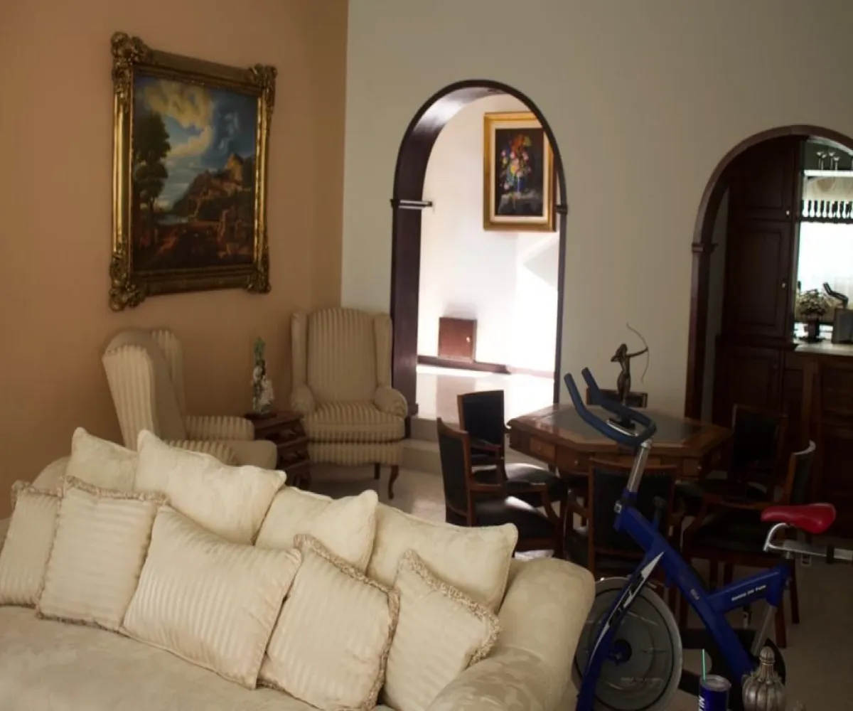 Casa En Venta,Villas De Irapuato,Paseo de la Aurora 527, Irapuato, Guanajuato 36670, 3 Habitaciones,3 Baños,Paseo de la Aurora,2,pn2KQOK