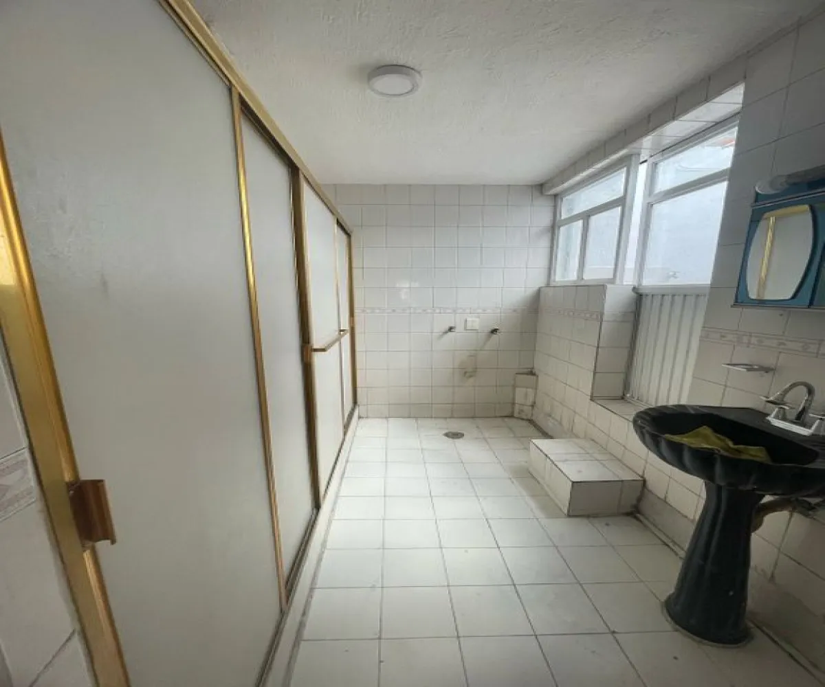 Casa En Venta,La Perla,Salvador Quevedo y Zubieta 821 7, Guadalajara, Jalisco 44360, 2 Habitaciones,2 Baños,Salvador Quevedo y Zubieta,1,pPUqJVh