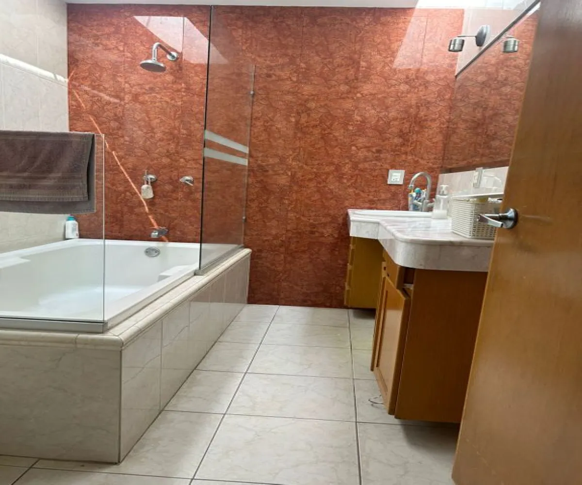 Casa En Venta,Jardín Real,Avenida Valle de Atemajac 2900, Zapopan, Jalisco 45136, 4 Habitaciones,2 Baños,Avenida Valle de Atemajac,2,pE4N0RD Casa En Venta,Jardín Real,Avenida Valle de Atemajac 2900, Zapopan, Jalisco 45136, 4 Habitaciones,2 Baños,Avenida Valle de Atemajac,2,pE4N0RD