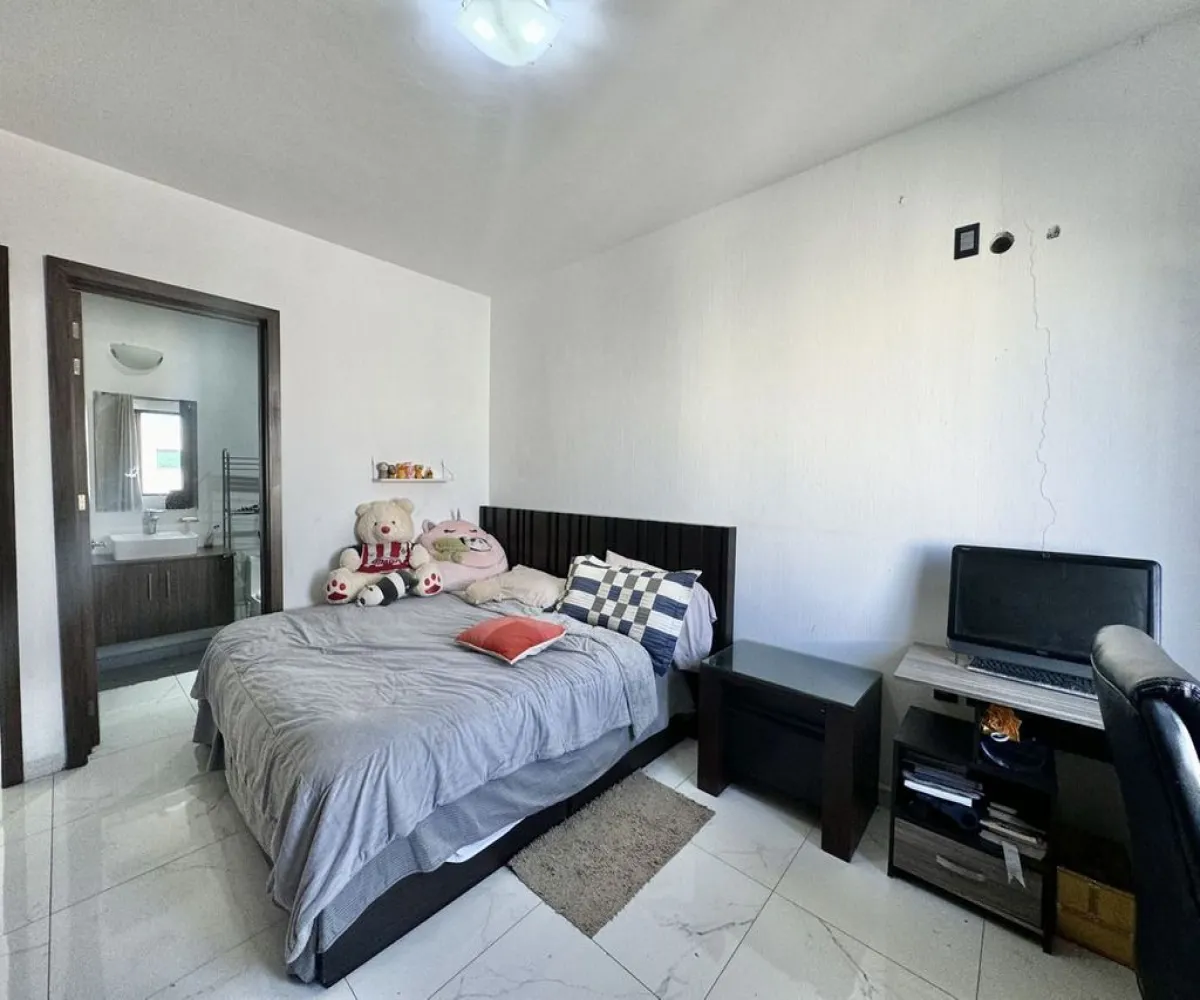 Casa En Venta,Solares Residencial,Paseo del Amanecer 405 3, Zapopan, Jalisco 45134, 5 Habitaciones,4 Baños,Paseo del Amanecer,2,pf8OW5P