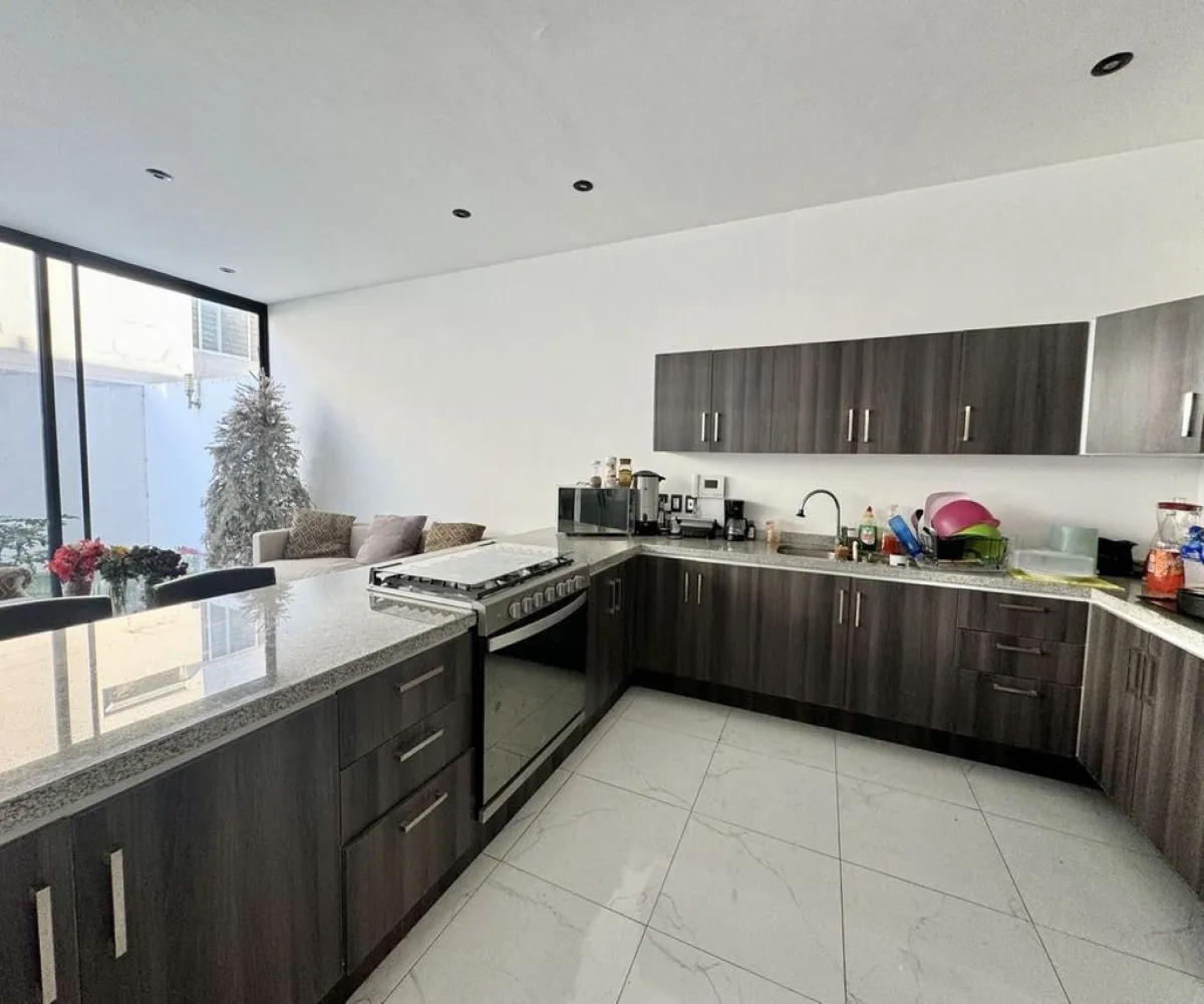 Casa En Venta,Solares Residencial,Paseo del Amanecer 405 3, Zapopan, Jalisco 45134, 5 Habitaciones,4 Baños,Paseo del Amanecer,2,pf8OW5P