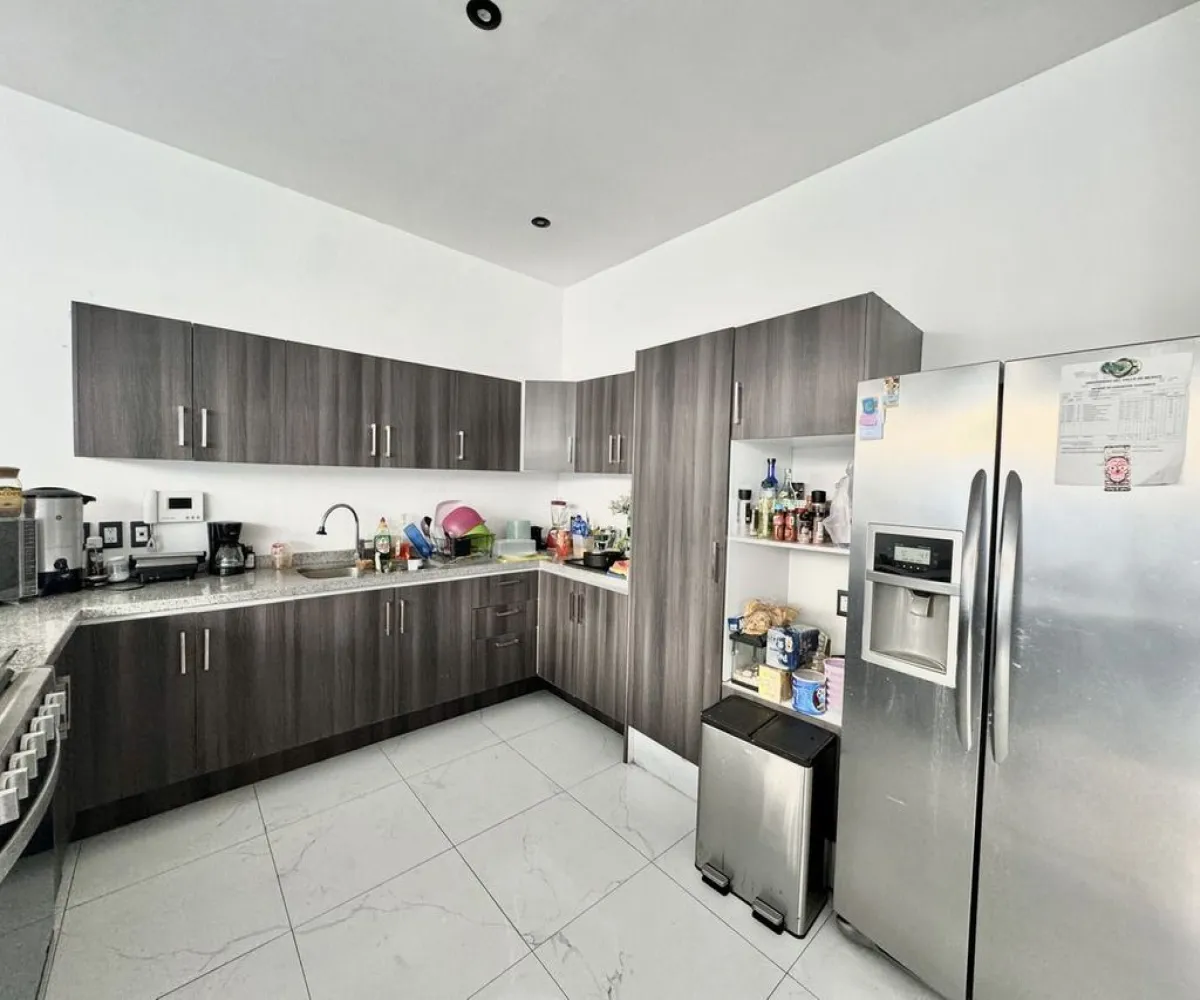 Casa En Venta,Solares Residencial,Paseo del Amanecer 405 3, Zapopan, Jalisco 45134, 5 Habitaciones,4 Baños,Paseo del Amanecer,2,pf8OW5P