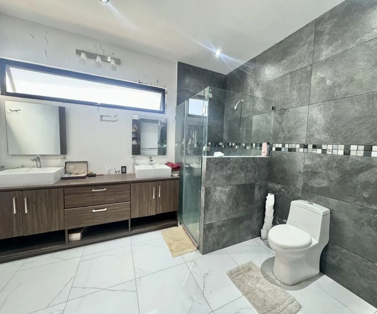 Casa En Venta,Solares Residencial,Paseo del Amanecer 405 3, Zapopan, Jalisco 45134, 5 Habitaciones,4 Baños,Paseo del Amanecer,2,pf8OW5P