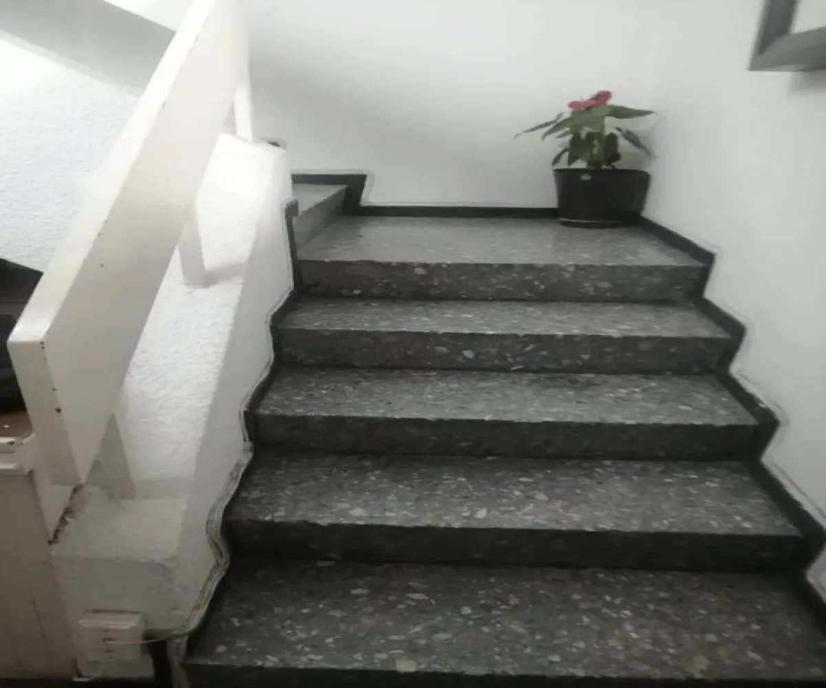 Casa En Venta,Lomas de Guevara,Avenida López Mateos Norte 665, Guadalajara, Jalisco 44657, 4 Habitaciones,2 Baños,Avenida López Mateos Norte,2,pzPI5Jx Casa En Venta,Lomas de Guevara,Avenida López Mateos Norte 665, Guadalajara, Jalisco 44657, 4 Habitaciones,2 Baños,Avenida López Mateos Norte,2,pzPI5Jx