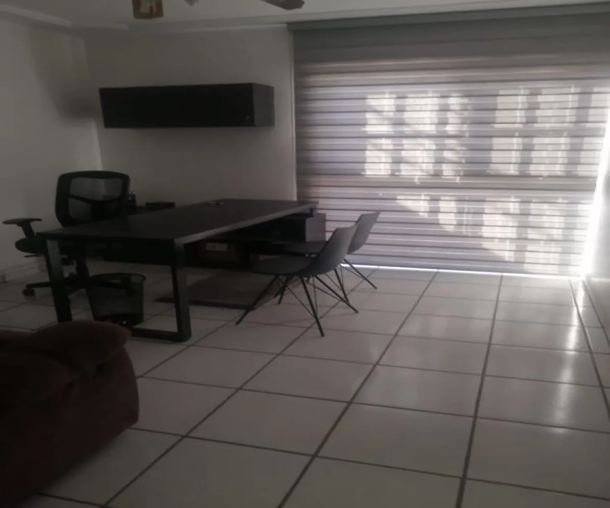 Casa En Venta,Lomas de Guevara,Avenida López Mateos Norte 665, Guadalajara, Jalisco 44657, 4 Habitaciones,2 Baños,Avenida López Mateos Norte,2,pzPI5Jx Casa En Venta,Lomas de Guevara,Avenida López Mateos Norte 665, Guadalajara, Jalisco 44657, 4 Habitaciones,2 Baños,Avenida López Mateos Norte,2,pzPI5Jx