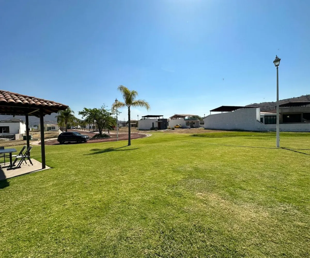 Terreno En Venta,San Pedro Valencia,Camino a Valencia S/N, Acatlán de Juárez, Jalisco 45723,Camino a Valencia ,pkUxTWu