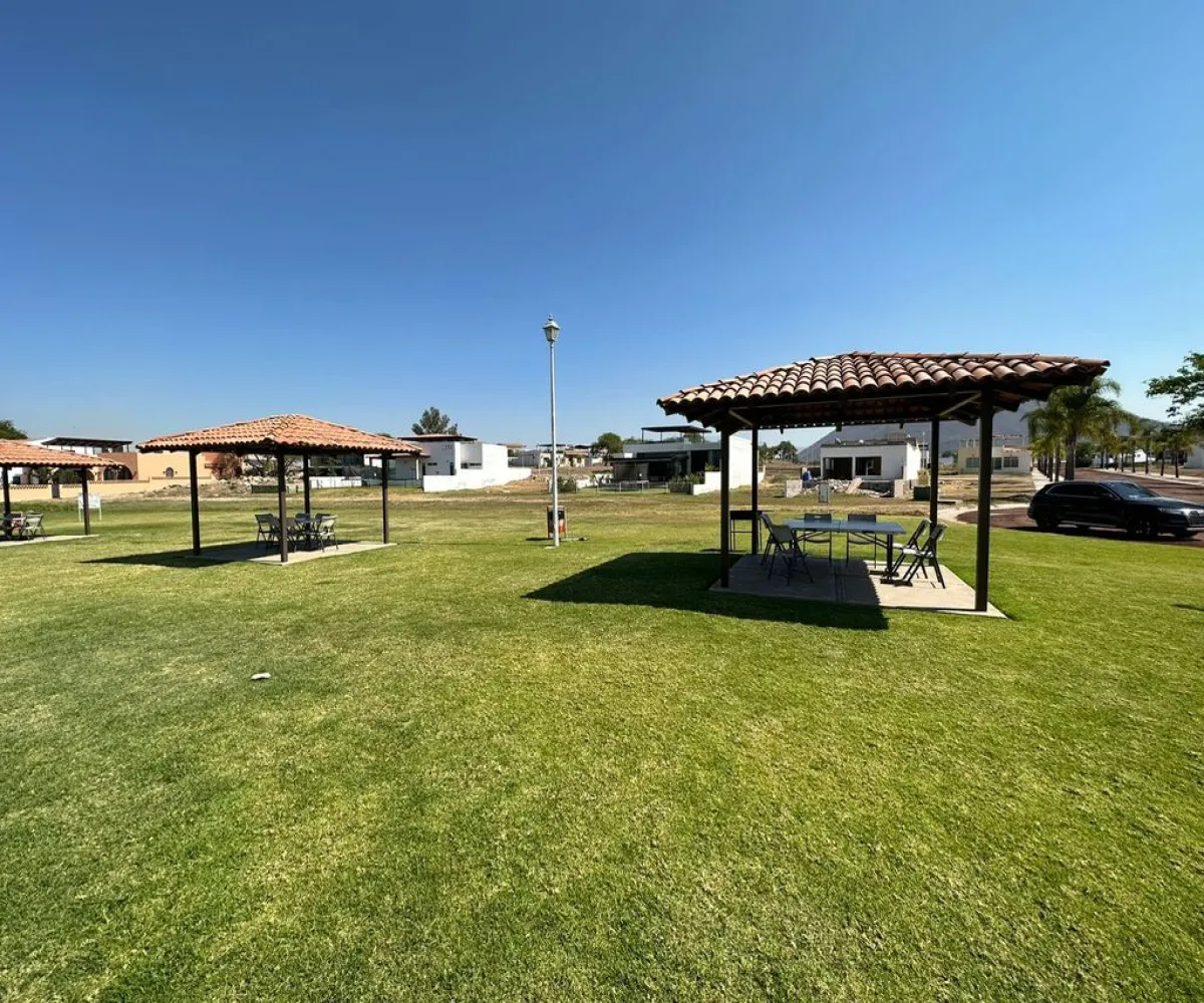 Terreno En Venta,San Pedro Valencia,Camino a Valencia S/N, Acatlán de Juárez, Jalisco 45723,Camino a Valencia ,pkUxTWu