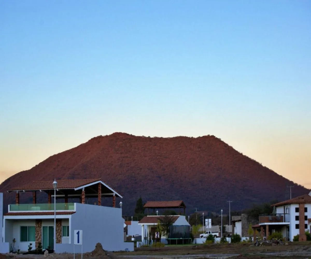 Terreno En Venta,San Pedro Valencia,Camino a Valencia S/N, Acatlán de Juárez, Jalisco 45723,Camino a Valencia ,pkUxTWu