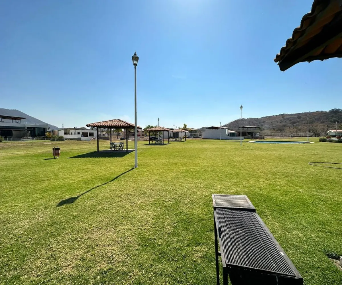 Terreno En Venta,San Pedro Valencia,Camino a Valencia S/N, Acatlán de Juárez, Jalisco 45723,Camino a Valencia ,pkUxTWu