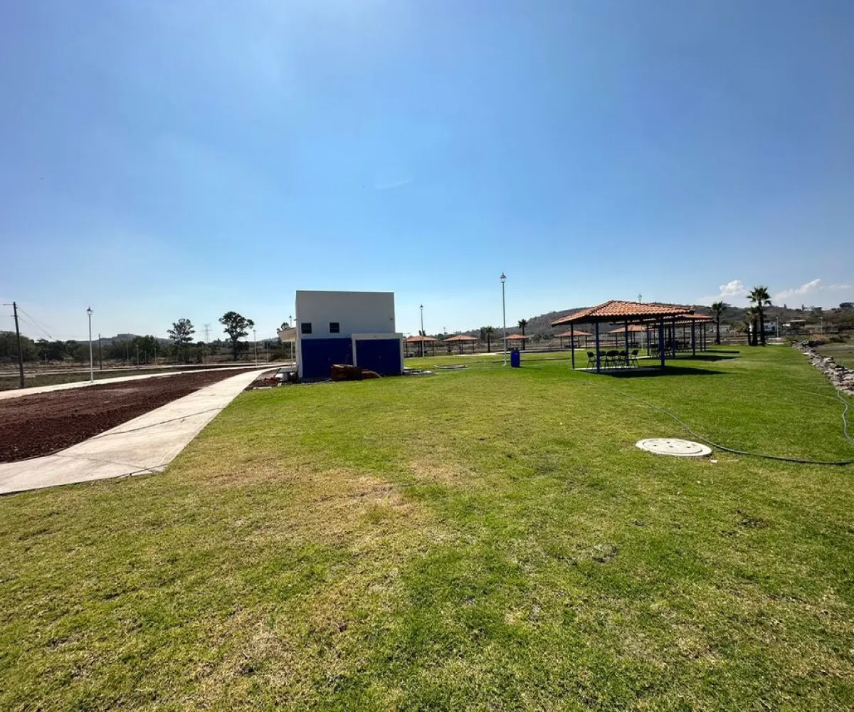 Terreno En Venta,San Pedro Valencia,Camino a Valencia S/N, Acatlán de Juárez, Jalisco 45723,Camino a Valencia ,pkUxTWu