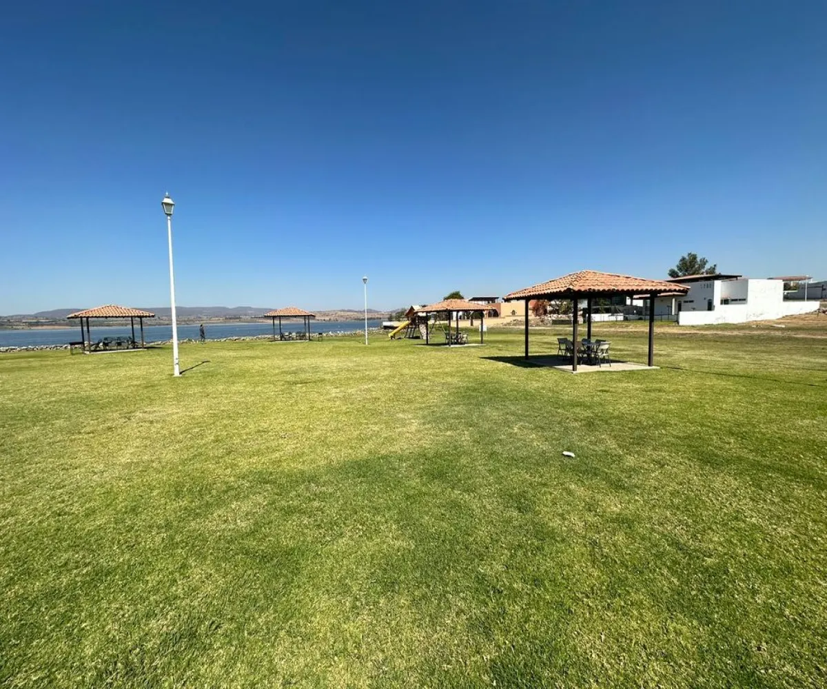 Terreno En Venta,San Pedro Valencia,Camino a Valencia S/N, Acatlán de Juárez, Jalisco 45723,Camino a Valencia ,pkUxTWu