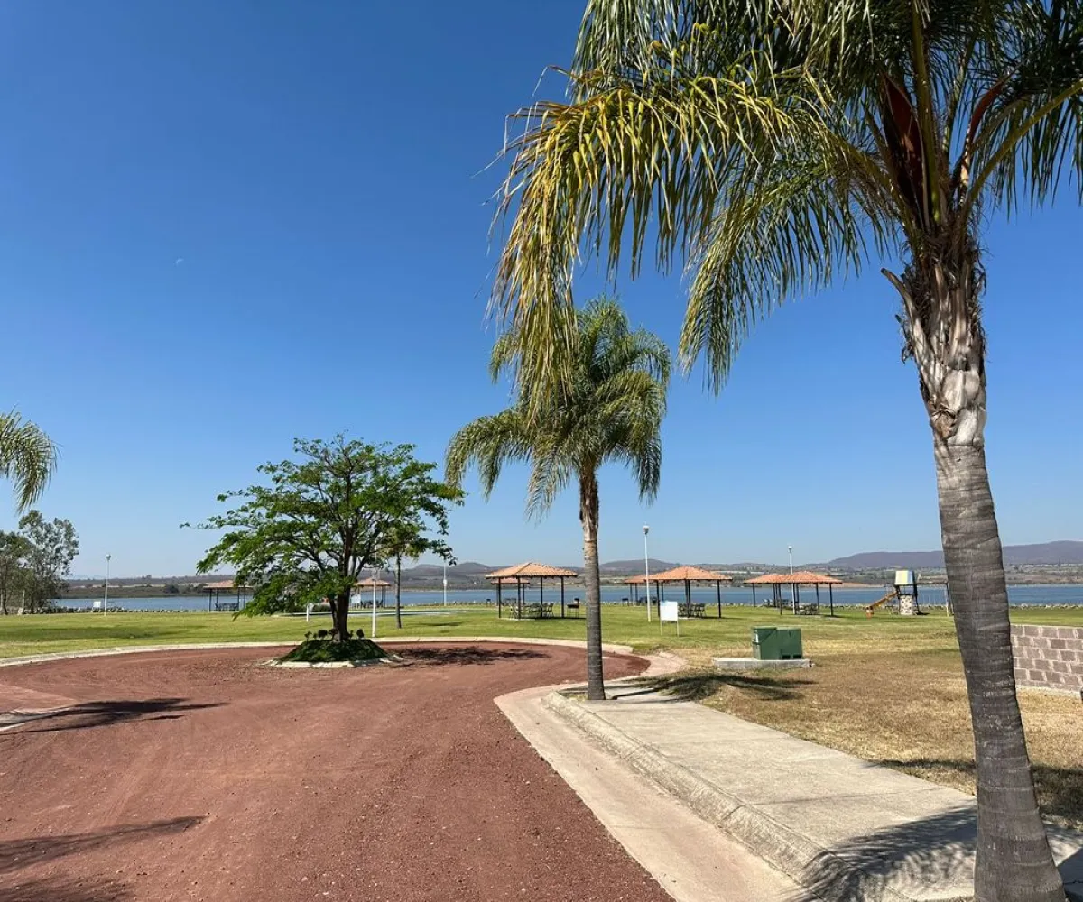 Terreno En Venta,San Pedro Valencia,Camino Real a Valencia S/N, Acatlán de Juárez, Jalisco 45723,Camino Real a Valencia ,pjLP7tX