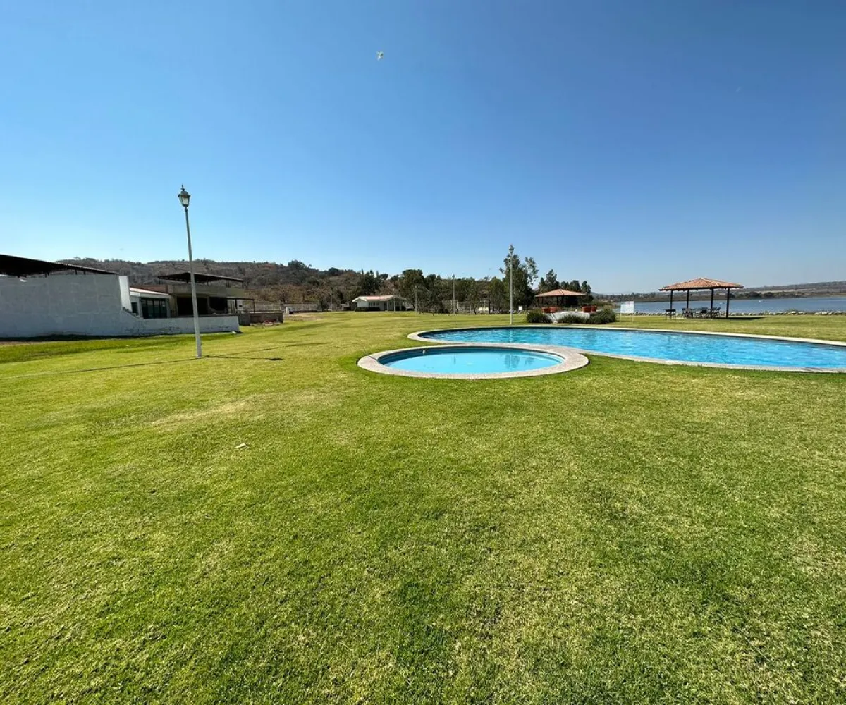 Terreno En Venta,San Pedro Valencia,Camino Real a Valencia S/N, Acatlán de Juárez, Jalisco 45723,Camino Real a Valencia ,pjLP7tX