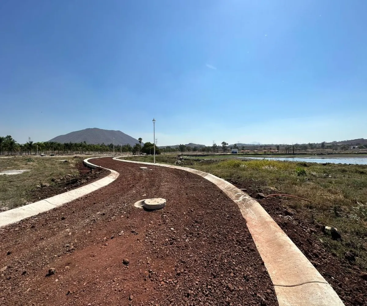 Terreno En Venta,San Pedro Valencia,Camino Real a Valencia S/N, Acatlán de Juárez, Jalisco 45723,Camino Real a Valencia ,pjLP7tX