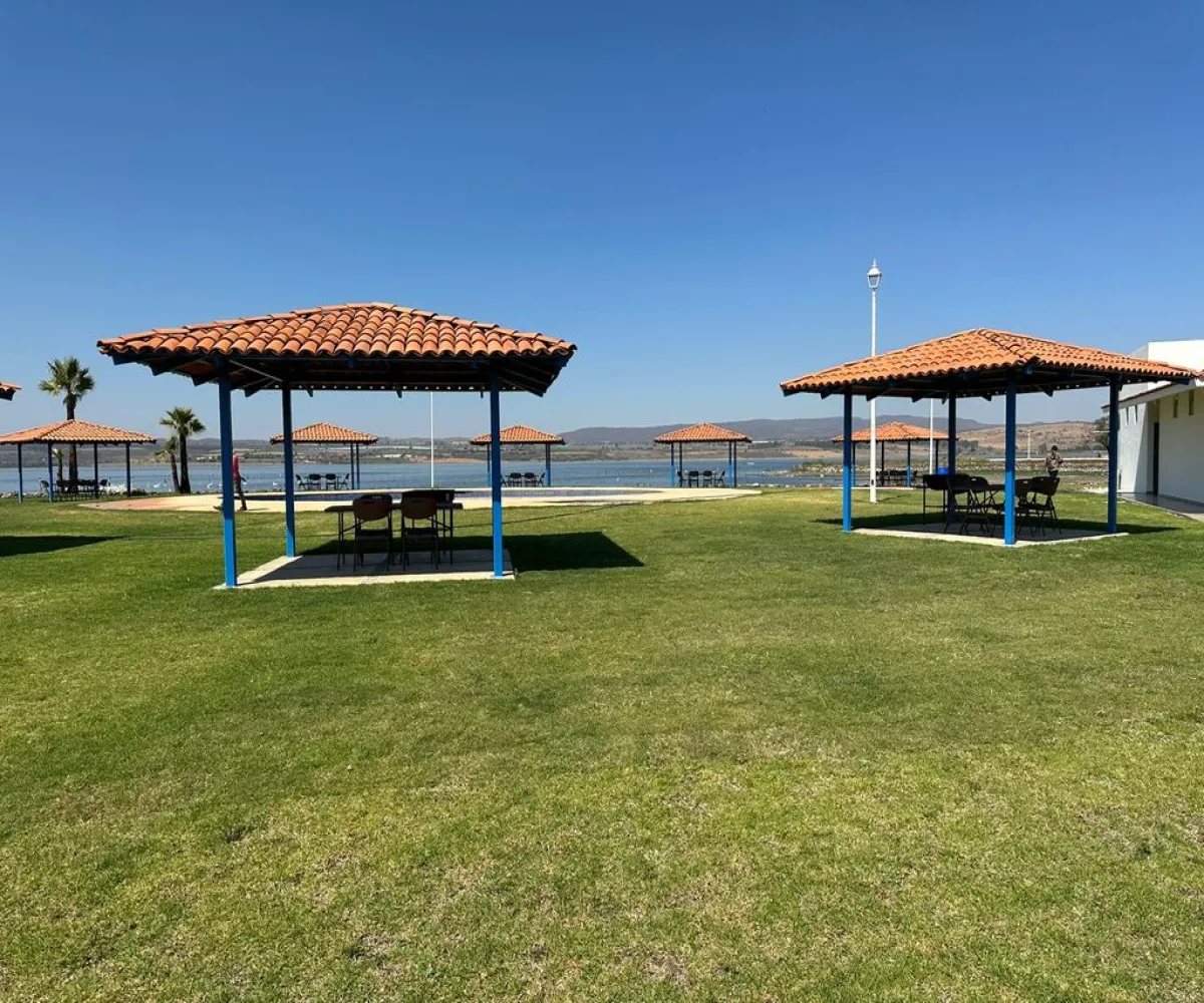 Terreno En Venta,San Pedro Valencia,Camino Real a Valencia S/N, Acatlán de Juárez, Jalisco 45723,Camino Real a Valencia ,pjLP7tX