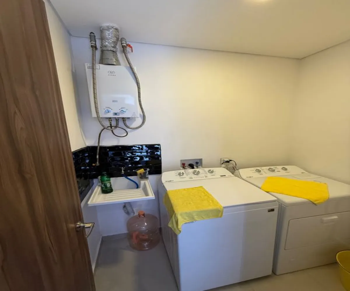 Departamento En Venta,Ladron De Guevara,Calle Justo Sierra 2318 506, Guadalajara, Jalisco 44600, 1 Cuarto,1 Baño,Calle Justo Sierra,1,pSL5PFH