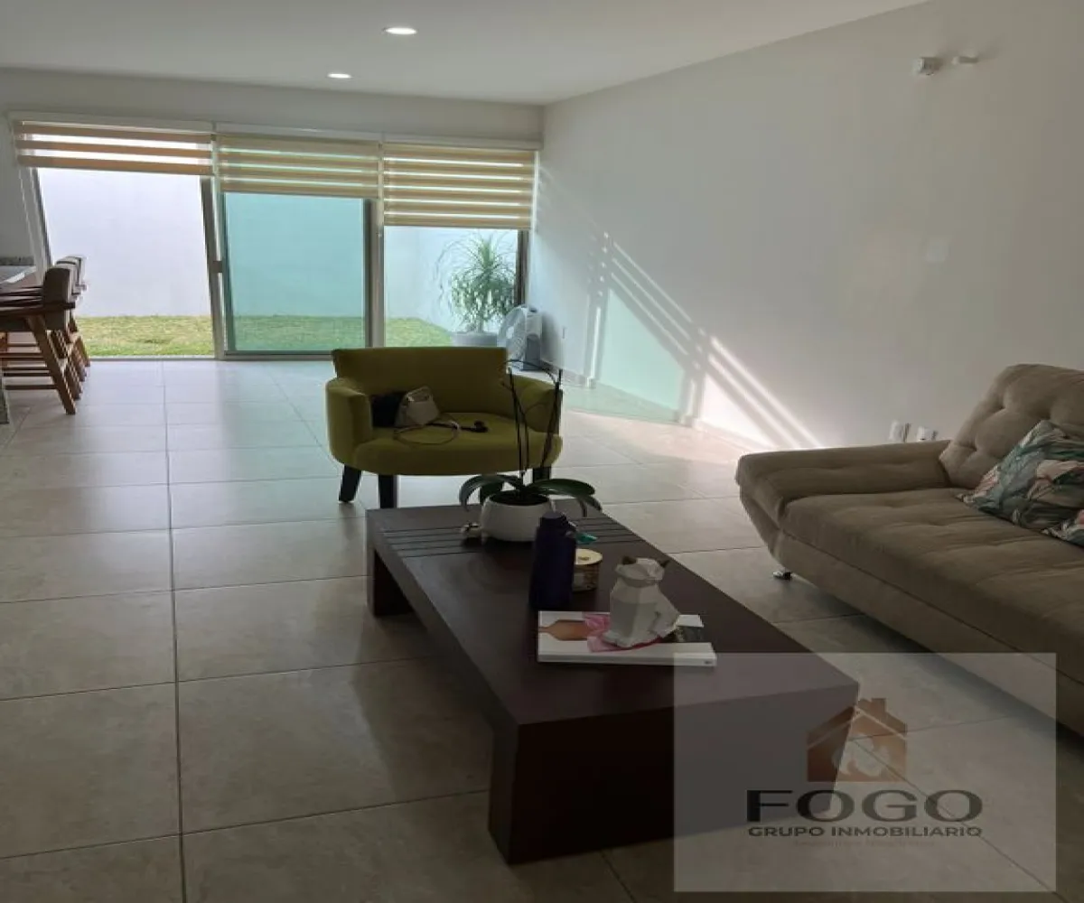 Casa En Venta,EL ORIGEN,Izvora 134, Tlajomulco de Zúñiga, Jalisco 45640, 3 Habitaciones,3 Baños,Izvora,3,pKWi8BZ