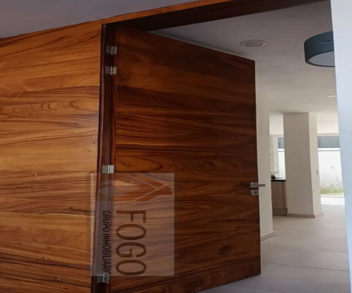 Casa En Venta,COTO GALARZA, CAPITAL NORTE,Avenida Paseo de la Cantera 177, Zapopan, Jalisco 45134, 4 Habitaciones,3 Baños,Avenida Paseo de la Cantera,3,pj9MBmT