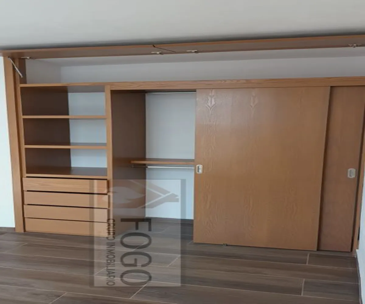 Casa En Venta,COTO GALARZA, CAPITAL NORTE,Avenida Paseo de la Cantera 177, Zapopan, Jalisco 45134, 4 Habitaciones,3 Baños,Avenida Paseo de la Cantera,3,pj9MBmT