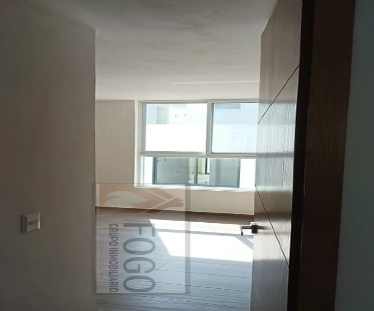 Casa En Venta,COTO GALARZA, CAPITAL NORTE,Avenida Paseo de la Cantera 177, Zapopan, Jalisco 45134, 4 Habitaciones,3 Baños,Avenida Paseo de la Cantera,3,pj9MBmT