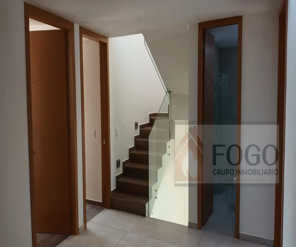 Casa En Venta,COTO GALARZA, CAPITAL NORTE,Avenida Paseo de la Cantera 177, Zapopan, Jalisco 45134, 4 Habitaciones,3 Baños,Avenida Paseo de la Cantera,3,pj9MBmT