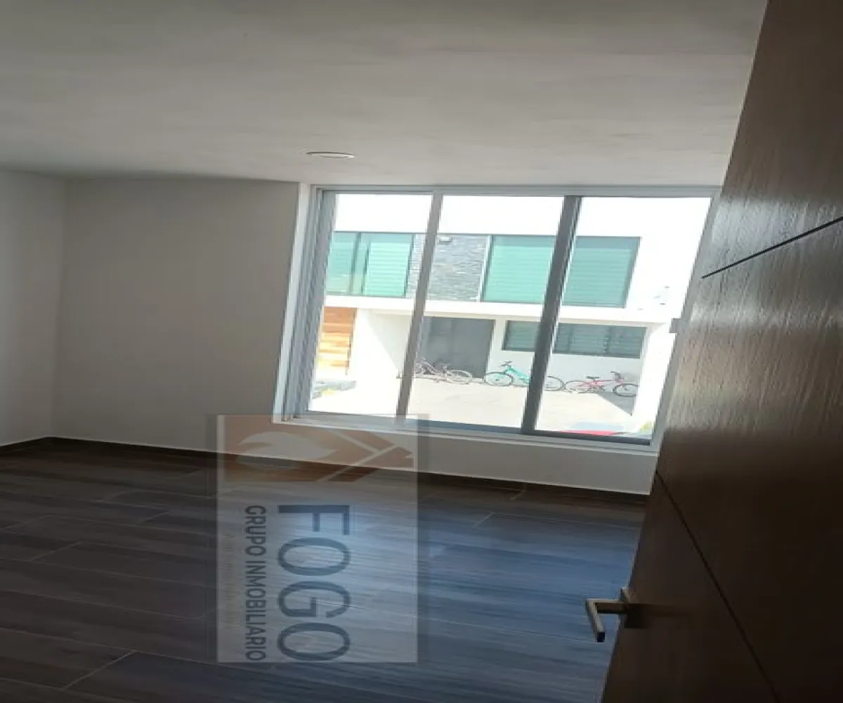 Casa En Venta,COTO GALARZA, CAPITAL NORTE,Avenida Paseo de la Cantera 177, Zapopan, Jalisco 45134, 4 Habitaciones,3 Baños,Avenida Paseo de la Cantera,3,pj9MBmT