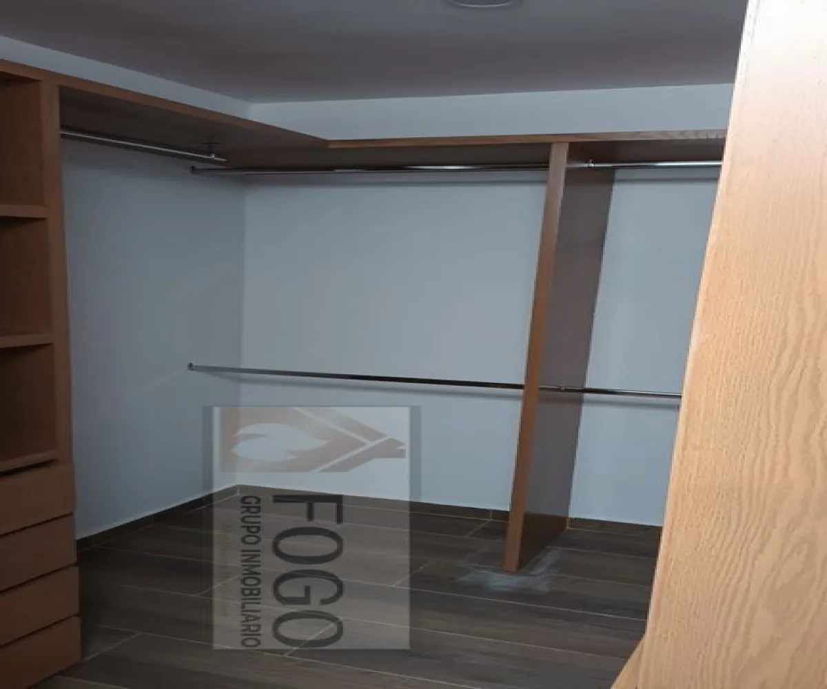 Casa En Venta,COTO GALARZA, CAPITAL NORTE,Avenida Paseo de la Cantera 177, Zapopan, Jalisco 45134, 4 Habitaciones,3 Baños,Avenida Paseo de la Cantera,3,pj9MBmT