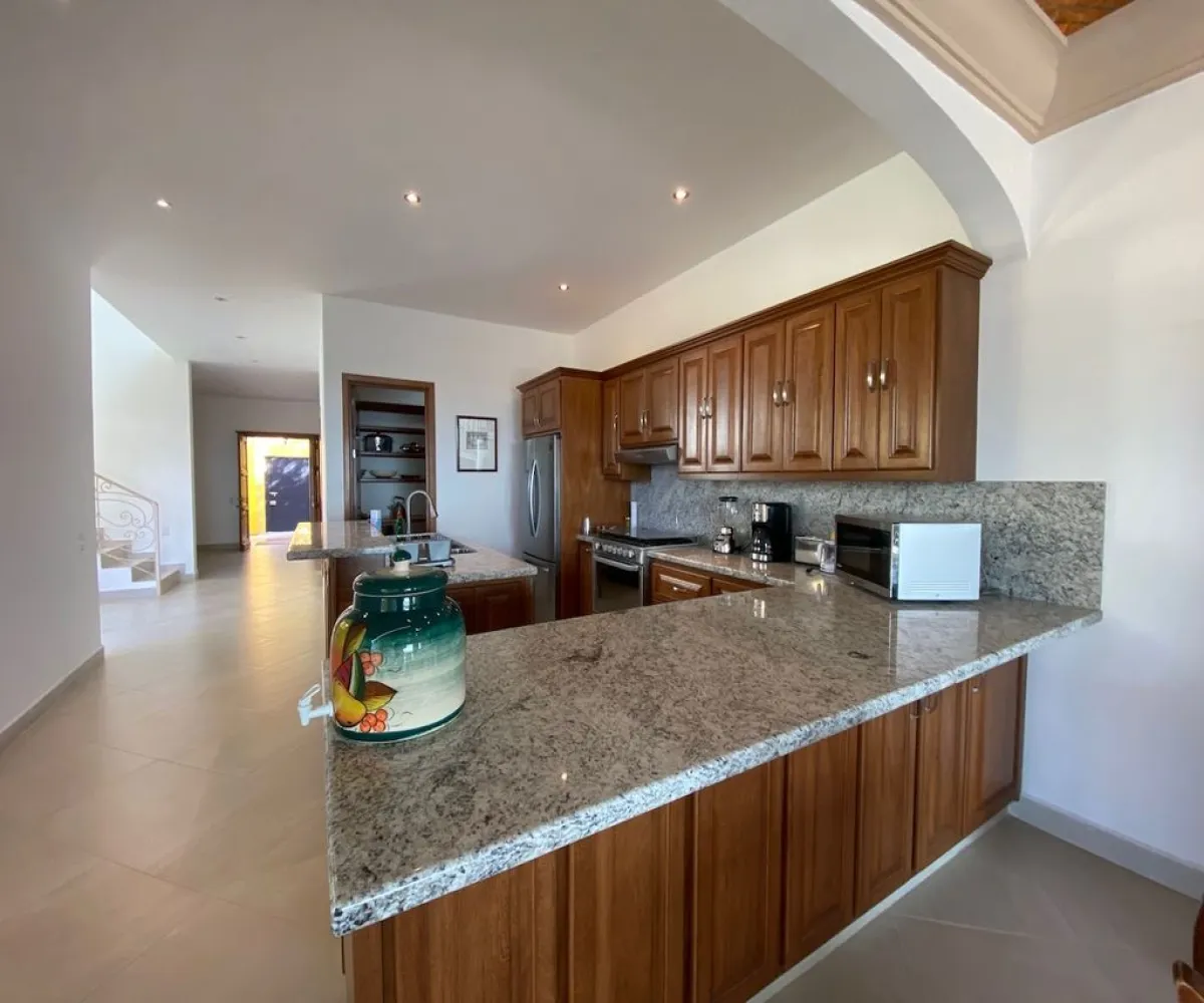 Casa En Venta,Ajijic,San Juan de las Colinas 5, Chapala, Jalisco 45920, 4 Habitaciones,4 Baños,San Juan de las Colinas,2,pz7YitB