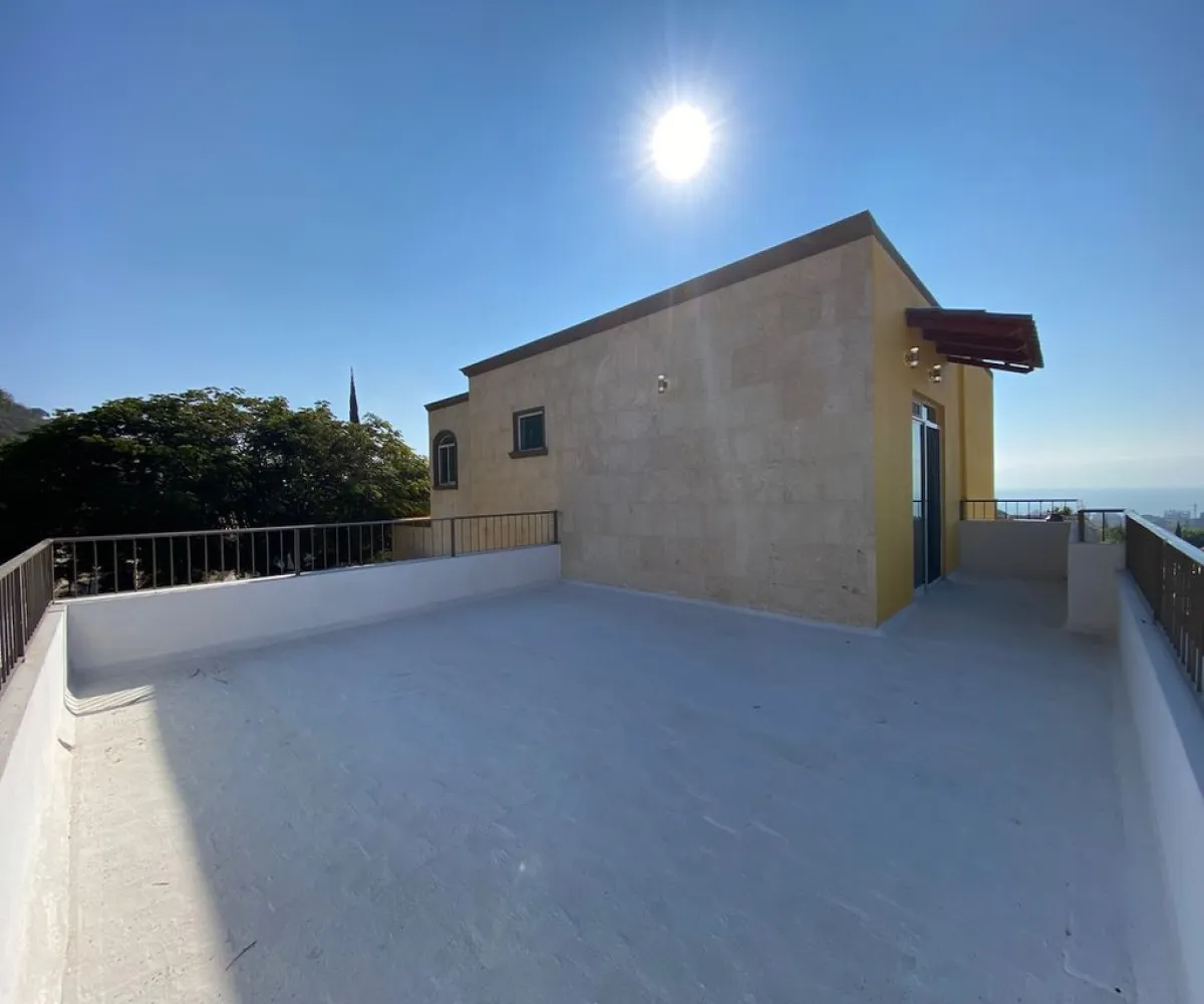 Casa En Venta,Ajijic,San Juan de las Colinas 5, Chapala, Jalisco 45920, 4 Habitaciones,4 Baños,San Juan de las Colinas,2,pz7YitB